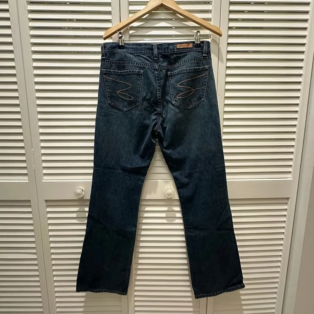 Seven For All Mankind bootcut‎ womans denim jeans in darker wash size 32